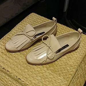 Zara Basic (never worn)